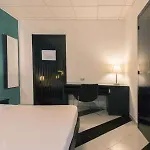 Отель Executive Business