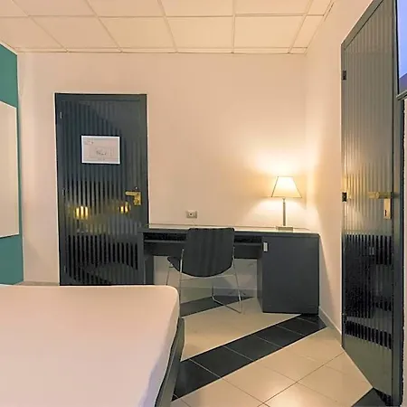 Executive Business Hotel 3*