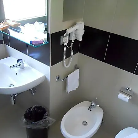 Executive Business Hotel 3*