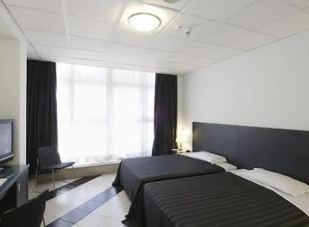 Hotel Executive Business