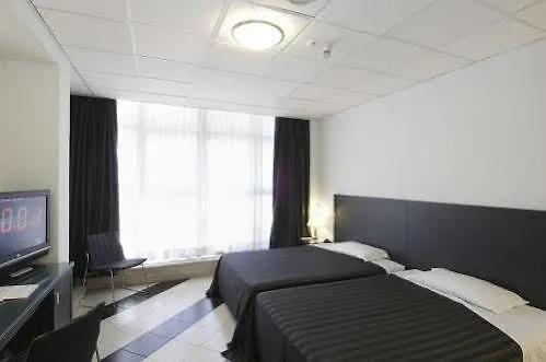 Hotel Executive Business