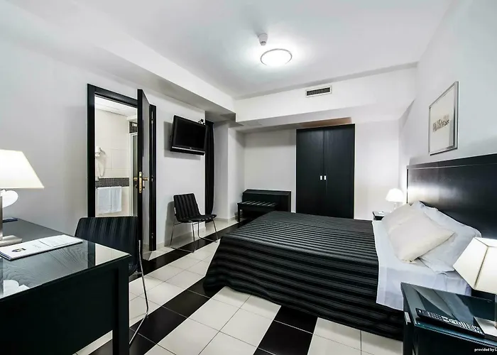 Executive Business 3*